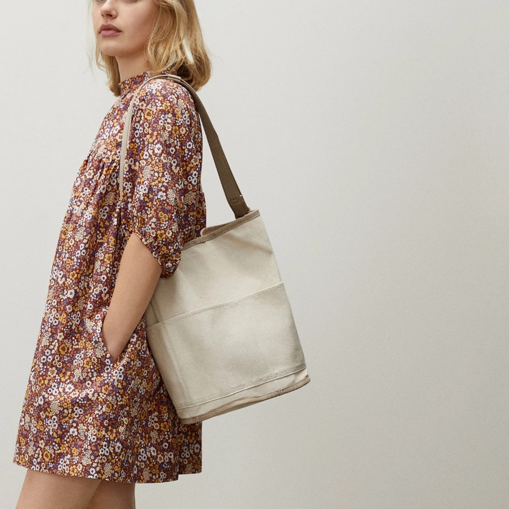 Everlane Canvas Lantern Bag